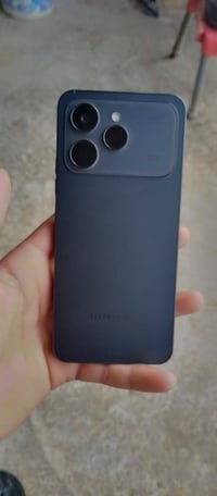 اريد اراوس هاذه الجهاز  بجهاز ثاني شنو عندك نزل هونر x9او ايفون بلاص ا...