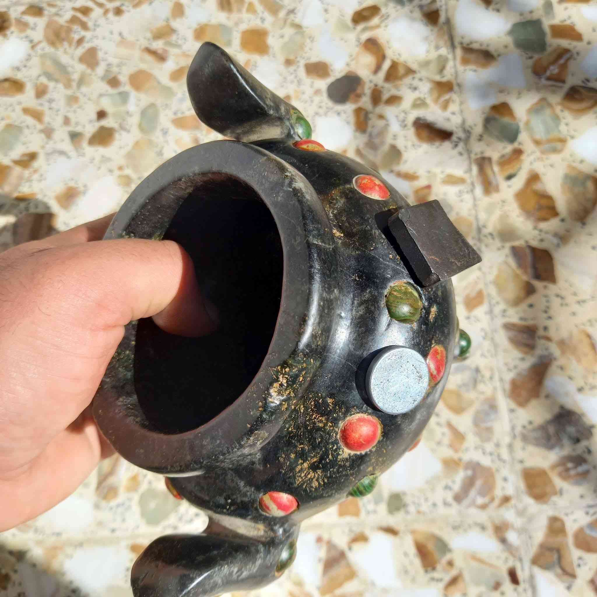 🟢🔴 ما شاء الله تحفية عباس آباد أفغاني الأصلي قديمة حيل مطعمة بحجر المرجان ومطعمة بحجر الملكايت تحفية قديمة حيل والعباس آباد يجذب المغناطيس بقوة مالتها العنوان بغداد يوجد خدمة توصيل كافة المحافظات اي سؤال او أستفسار واتساب او الاتصال بالرقم
***********
