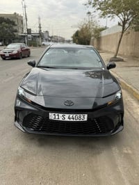 تويوتا كامري هايبرد موديل 2025 \ SE - BLACK EDITION ( السيارة بعدها زي...