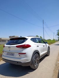 توسان 2020خليجي فول مواصفات بصمه وتحكم ستيرن وفتحه بانورماا مصبوغه عام...