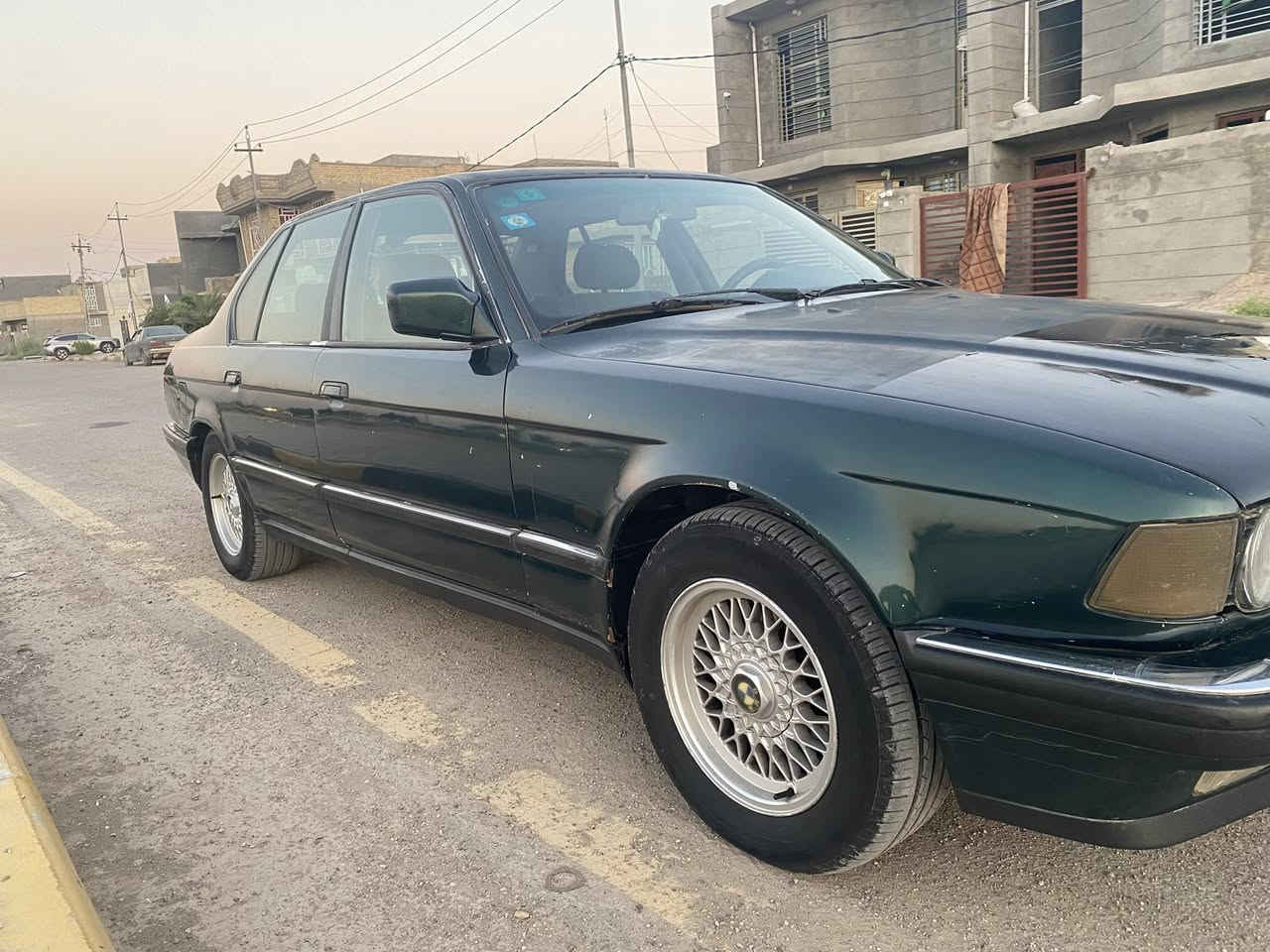 السلام عليكم

Bmw 740 موديل 1993 للبيع

رقم بغداد الجديد مشروع وطني سنويتها لل٢٧ وهزة ما خلصانه 

صدر امامي خلفي جديد 

مكينة وگير كفالة 

كشنات كهرباء فتحه سقف

مكانها واسط العزيزية 

السعر 58 وبيها مجال بسيط

للتواصل ***********
