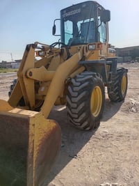 شفل كوماتسو ١٠٠  اربعه سوبر موديل ٢٠١٩ كفاله عامه رقم بغداد إنكليزي ال...
