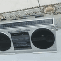 متوفر للبيع راديو 📻 شغال مسجل عاطل نظيف بسعر 50 الف بغداد الامين الثان...