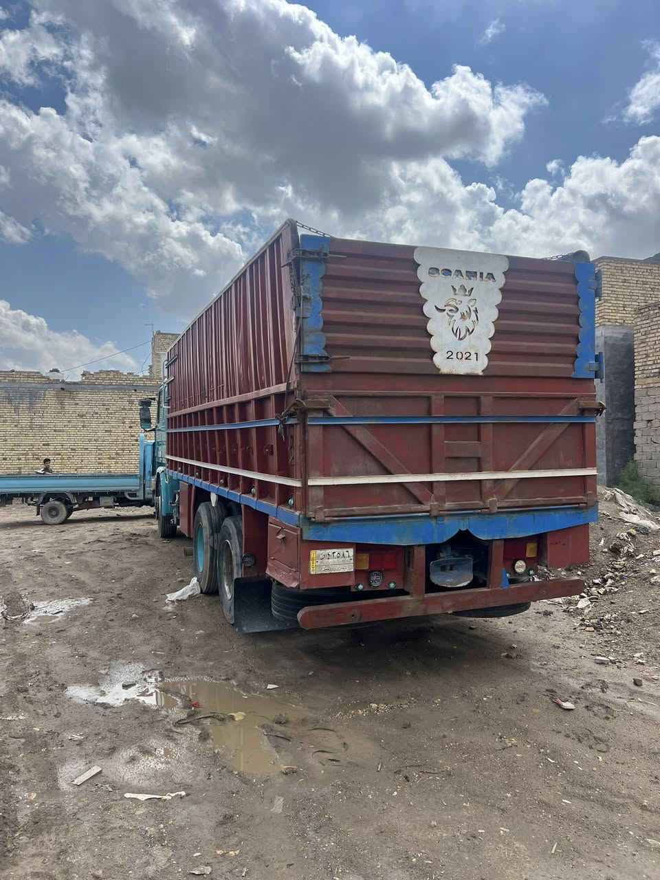 سكانيه لبيع 142 مكينه 13 كير 5ب5 مجموعه بومه جوبلس ام فلتر 2003 شاصي مكفول تخم تاير     سنويه ل 27  مكانه ناصريه 
 ***********
