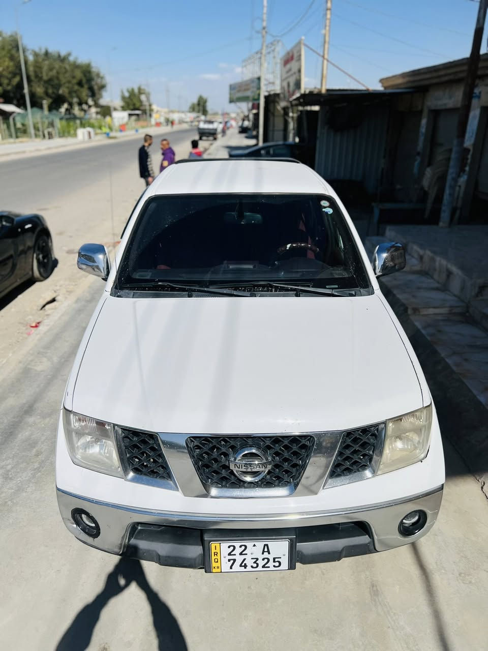 السلام عليكم
نيفارا موديل 2009 
كير ومكينه ففي تي ( محور ) 
VVT  
بصمة 
تشغيل عن بعد 
كير ومكينه مكفولات 
تبريد نقص غاز 
داخل نضيف 110‎%‎ 
تخم تاير 
حدادية 
بيها بارد فقط مكفوله لغود وشواصي ودواخل 
رقم اربيل باسمي تريد تحويل تريد وكاله 
مكاني بابل سدة الهندية 
***********
