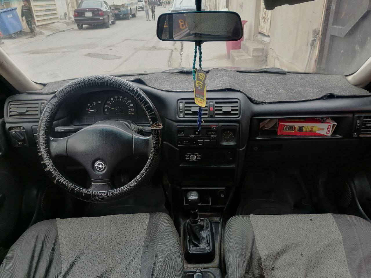 سلام عليكم للبيع اوبل ڤكتره موديل 1991 سياره مابيها ضرر بدون اخياس سياره جاهزه مال جناي ماشيه 245 الف حقيقي السعر 45 وبيها مجال بسيط للطب والستفسار *********** واتساب كركوك, العراق
