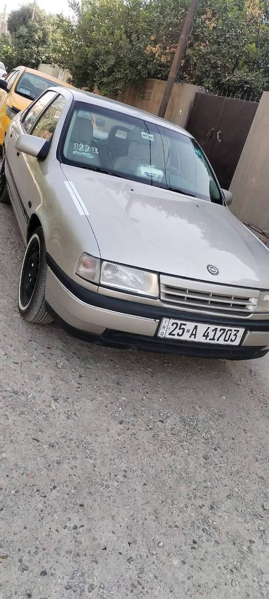 سلام عليكم
اوبل فكترا للبيع اومراوس 
موديل 1991
صبغ جماليه 
رقم كركوك سنويه جديده مشروع 
بطاقه بانزين بيها 
محرك 20 شرط 
سياره جاهزه ونضيفه 
سعر 45
***********
