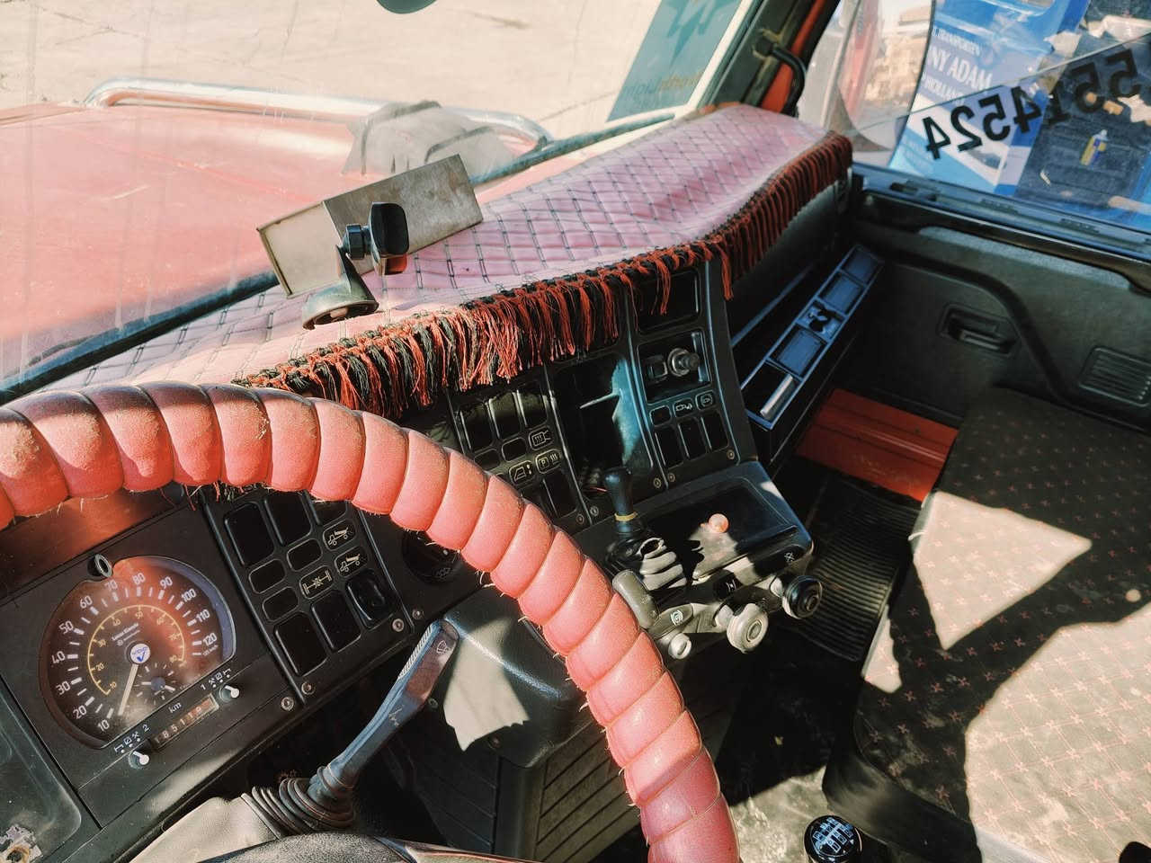 قلاب سكانيه بلادي 143نينوى  قاطره مقطوره مجموعة خفيف مثبت قاطره مقطوره كلها شرط دبل تانكي گاز+تانكي دهن صفح تحويل تريد وكاله بكيفك مكان بعاج سعر 275بيها مجال ***********
