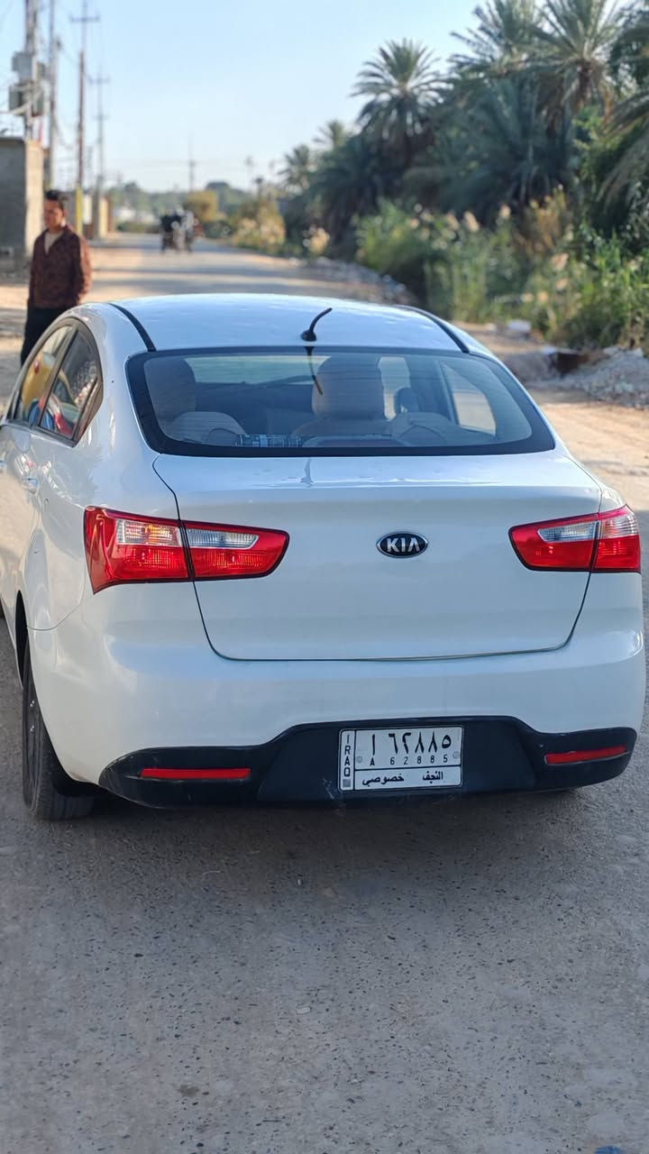 سلام عليكم
 كيا ريو 2015 للبيع 
خليجي  1600
شاشة +تبريد فول
 نظام ECO
السياره جاهزة وحلوه 
(السياره بيها حالوب )

السعر 89وبيها مجال  
مكاني ديوانية شافعية 
رقمي ***********
لحد يراسلني هذا رقمي واتصل

بيع او مراوس
