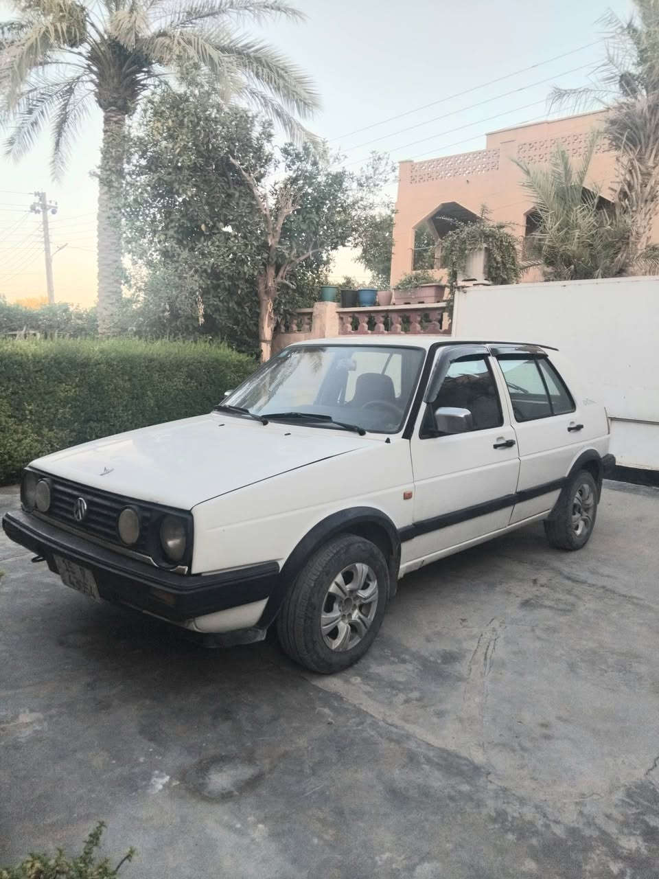 السلام عليكم
للبيع 
سيارة كولف موديل 1992
محرك 1800
كير عادي
السيارة نضيفه مثل ما موضح بلصوره
الاستفسار الاتصال على الرقم  ***********
