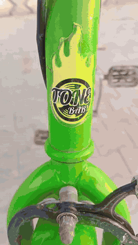 سلام عليكم بايسكل حجم 26 الون مرغوب احله من الصور 90 بي مجال حك الجيه جامعة العميد على طريق النجف *********** بي واتساب
