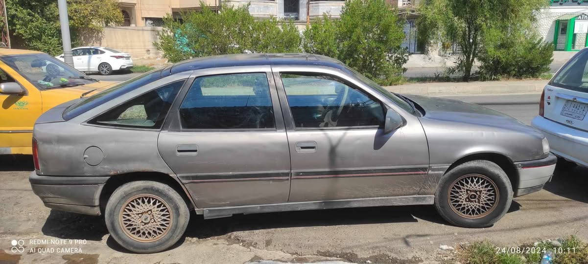 كلو شغال ستيرن بور + كاميره شاشه طخم جديد
لانفخ ولا صرف محرك ٢٠
السعر ٣٥ 
الاستفسار اتصل ***********
