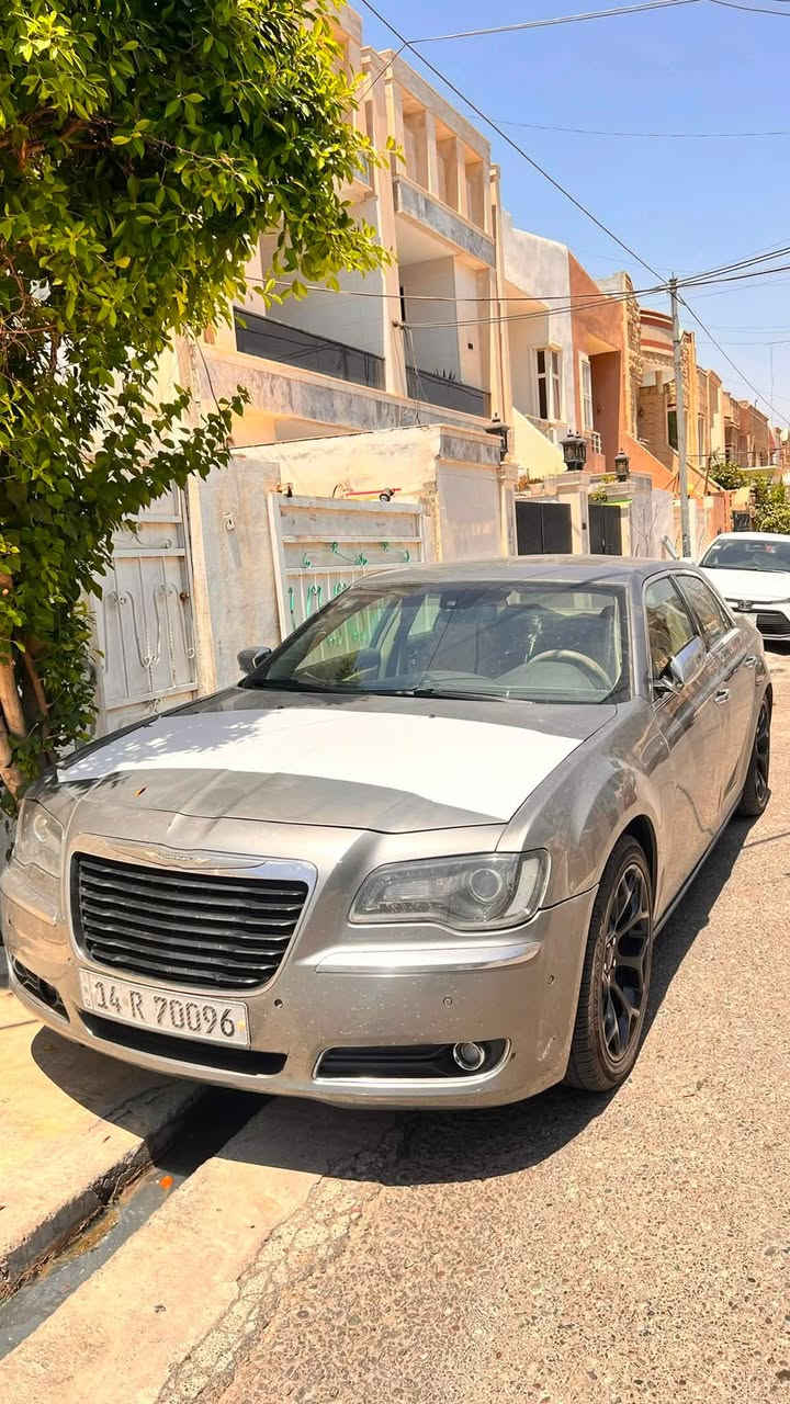 اوباما 2011 فول مواصفات رقم بصره جديد هيمي جاهزه وكامله بدون اي نقص فول مواصفات cبرده خلفيه داخل عسلي كشنات جدي تبريد تدفئه ثلاجه ستيرن كهربائي مري قلاب للبگ رادار جانبي نقطعه مياء اشاير بالمري حساس خلفي حاساس امامي رادار امامي شكاشه كامره يدات نيكل بانوراما السعر 135 بيهه صبغ 3 قطع للستفسار ***********
