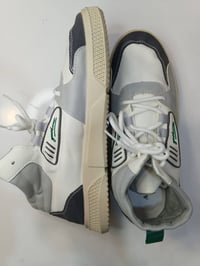 🚨 آخر الكمية 🚨 أحذية شبابية كسر اليوم كل زوج بـ 5,000 دينار مقاسات محد...