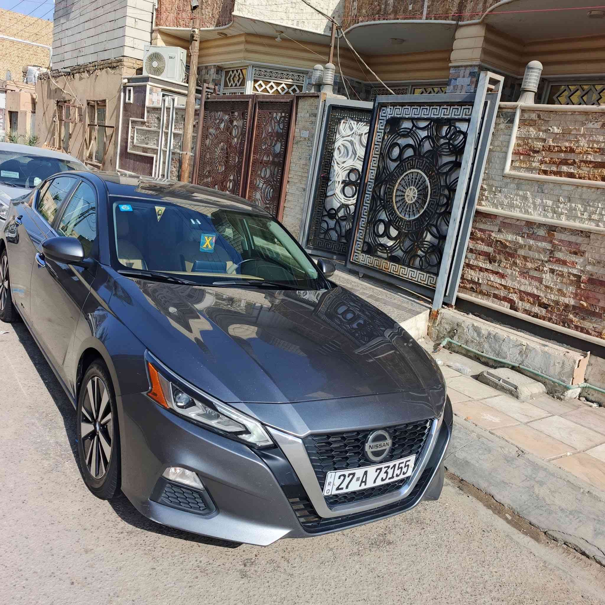 السلام عليكم
نيسان التما ٢٠٢٢
Sv
 مواصفاتها معروفه 
حساسات امامي خلفي
رادارات امامي خلفي
كشنات كهرباء
محرك 2500تنفس طبيعي 
شاشه كبيره
لايت زنون
ويل كب ١٨
ماشيه ٧٠الف
كير محرك تبريد كله كفاله
رقم ذي قار معوقين 
 بدون حادث تقرير تعمل وتسير 
١٤٣وبيها مجال 
ترهم مراوس
***********
