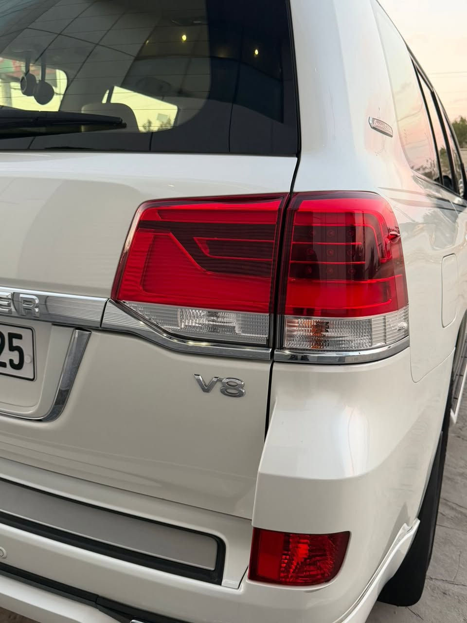 لاندكروز 2020 ساز .....
مكفوله من صبغ والتبديل سياره عل وضع شوكه كراسي كهرباء محرك 8 سلندر 4600 تخم تاير كير محرك مكفولاات سياره جديده .. عنوان سياره الاعضميه
السعر ..560.. بيع فقط
***********
