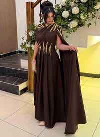 فستان • قياس 40 • بغداد