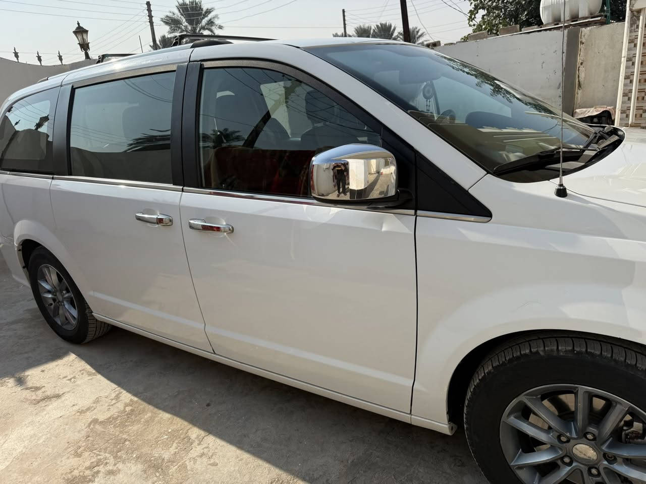 دوج كرفان موديل: 2019

الفئة: crew (اعلى فئه)

📄 السيارة رقم بغداد دولي باسمي سنويه ل 2030

🔹 السياره كلين تايتل 

🚗 المواصفات:

 • محرك 6 سلندر 3600

 • كشنات جلد

 • كراسي كهرباء

 • حساسات إطارات

 • نظام فرامل ABS

 • كاميرا خلفية

 • جام 6كهرباء

• ⁠• كشنات بلع

•بيبان + جنطه كهربائي

 • شاشة قلاب

 • 3 قطع تبريد

 • 5 ويل كب

بيها منظومة غاز كاملة، تحويل بنزين / غاز بكل سهولة

💰 السعر: 198 ورقة وبية مجال 

📞 للاستفسار:
***********
***********
