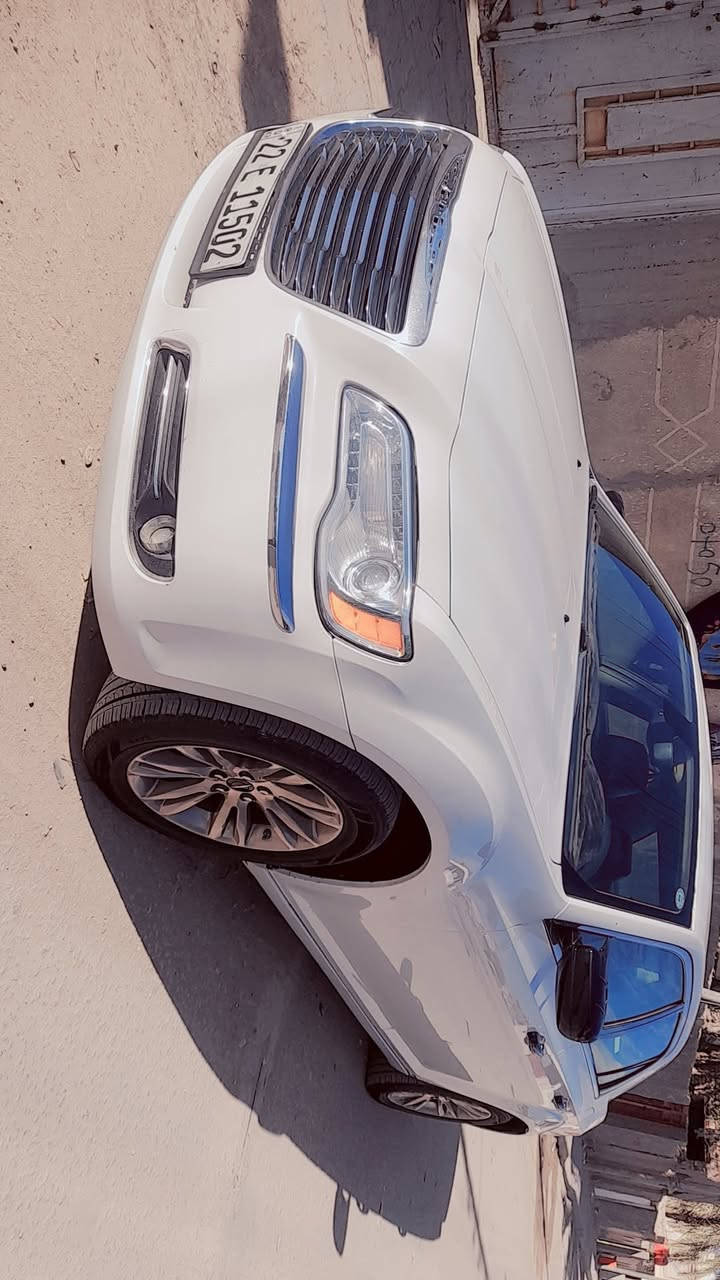 سلام عليكم اوباما للبيع كفاله ماعده الهلايات وسونار موجود وبيعك عل سونار سياره مال جناي داخل عسلي كشن حاطله حضن موجوده كشناته لصليه عدي ويل مكسيكي اصلي سعر 190 وبيه مجال رقم صاحب سياره *********** او ***********
