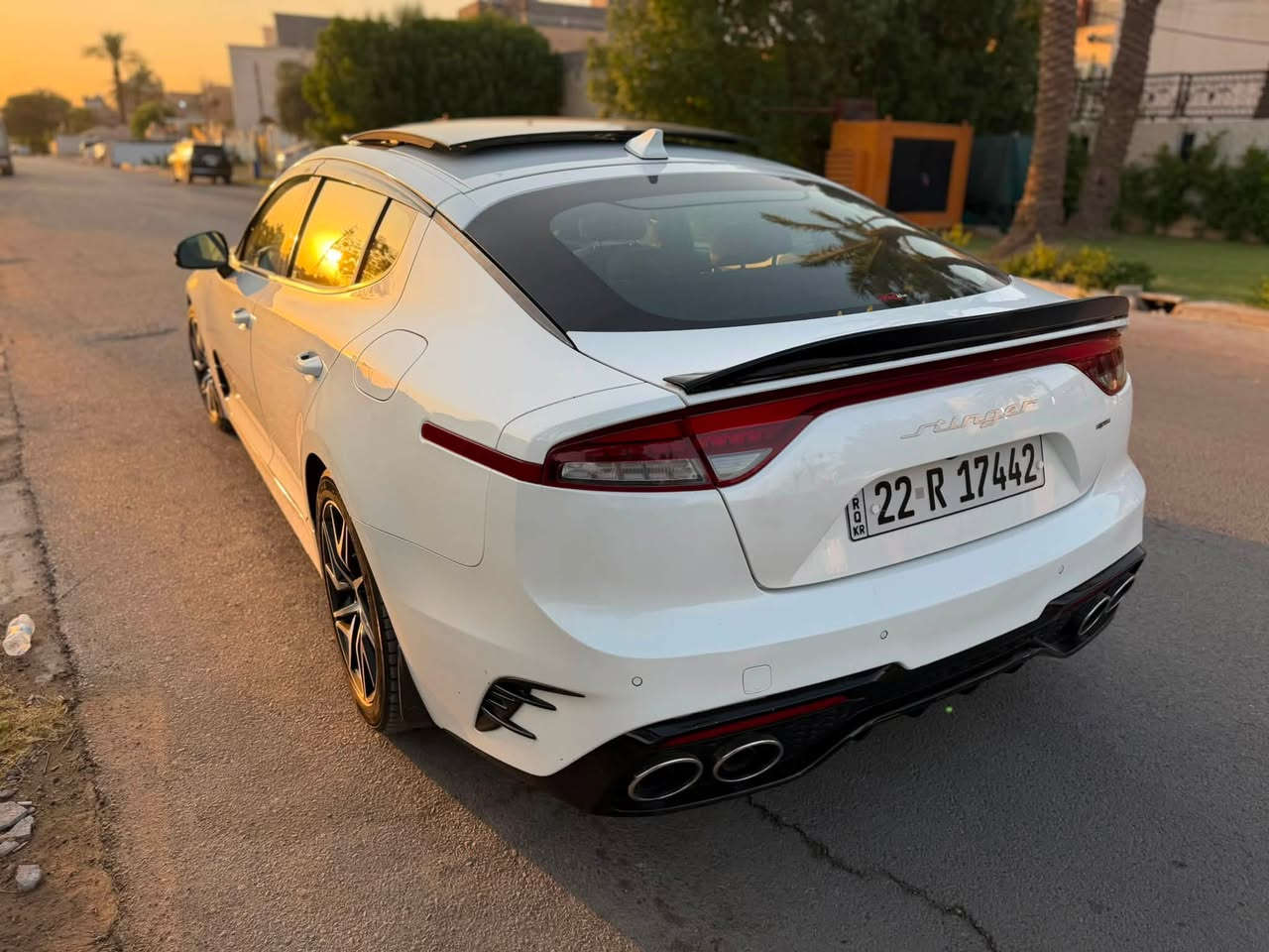 السلام عليكم 

كيا ستينجر فئة GT-Line موديل 2023  
مرقمة اربيل باسمي تحويل مباشر 

حادثهة بس دعامية امامية مبدلة و مصبوغة 

المواصفات فول 
 
مكينة ٤ سلندر 2500 توربو 300 حصان فور ويل🚀🚀

بصمة تشغيل + بصمة ابواب + تشغيل عن بعد + بانوراما + لايت ليد امامي + ليد خلفي +  كشنات جلد احمر + تدفئة كشنات + تدفئة ستيرن + الكشنات الامية كهرباء + هاندبريك كهربائي  + شاحن لاسلكي + تبريد منفصل قطعتين 
   
شاشة كبيرة + كاميرا + سستم صوت هارمن كاردون + حساسات خلفية + رادار امامي + خلفي + جانبي + نقطة عمياء + تحديد مسار + قيادة ذاتية + اوتوهولد + اوتو ستوب  

ماشية 44 الف كيلومتر 

حادث السيارة بس دعامية امامية مبدلة و مصبوغة و صور الحادث موجودة اسفل المنشور 

السعر 205$ و بيهة مجال 

📍مكان السيارة : بغداد / حي الجامعة
   
 📞***********
📞***********
