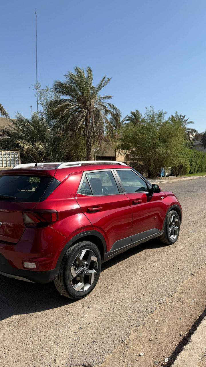 هونداي فينو موديل 2024 تترقم اي محافظة تريدها 

فول مواصفات ماعدى الفتحة فقط 

 وارد امريكي 
ضررها خلفي كلش خفيف وصوره موجودة  وايرباك واحد طاك فقط
سيارة كاملة وكل نقص مابيها
مواصفاتها 
تشغيل عن بعد 
بصمة 
ابواب بصمة 
كروز سرعة 
تحديد مسار 
اوامر صوتية 
حساسات بالجامة الجانبية استشعار سيارة 
كار بلاي شاشة لاسلكي
شحن لاسلكي وايرلس
السيارة كاملة 
ماشية ٢١ الف كيلو فقط 
مكينة 1600 دبل نوزل 
رقم فحص مؤقت 
راعيها موجود في بغداد 
 

السعر 130$ 

للتواصل : *********** النجف, العراق
