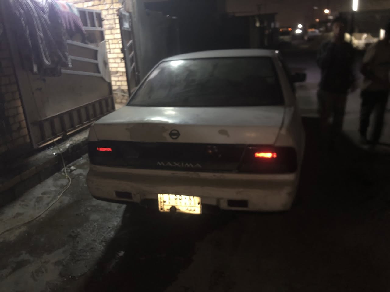 للبيع سياره مكزمه نيسان ٩٢ محرك 6سلندر رقم كركوك سنويه كامله ***********
