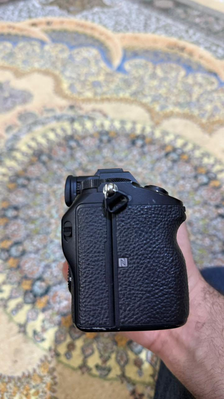 متاح بدي سوني 7a3R نضيف جداً مثل ما واضح بصور بدون كارتون ملحقات بطارية وشاحنه ورام وجنطه هديه. سعر مليون 500 وبيه مجال بسيط


**إذا كنت صاحب هذا الإعلان وتريد حذفه لأي سبب، رجاءا أرسل رسالة إلى الدعم الفني**