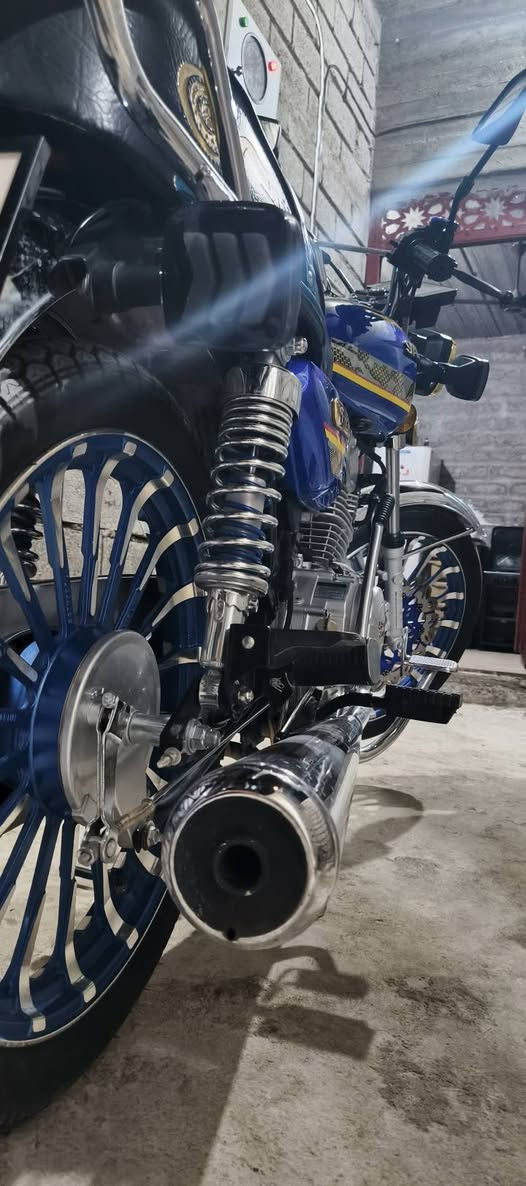 السلام عليكم.. سيفان للبيع فقط.
الماطور جديد ونضيف كلو شغال وشرط مكينه وكهربائيات برغي مامفتوح بي كلو شركة.. السعر 750 وبي مجال


**إذا كنت صاحب هذا الإعلان وتريد حذفه لأي سبب، رجاءا أرسل رسالة إلى الدعم الفني**