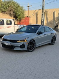 K5 gt 2024 ماشيه 37 الف كم 4كامرات   سعر 220  07888707084