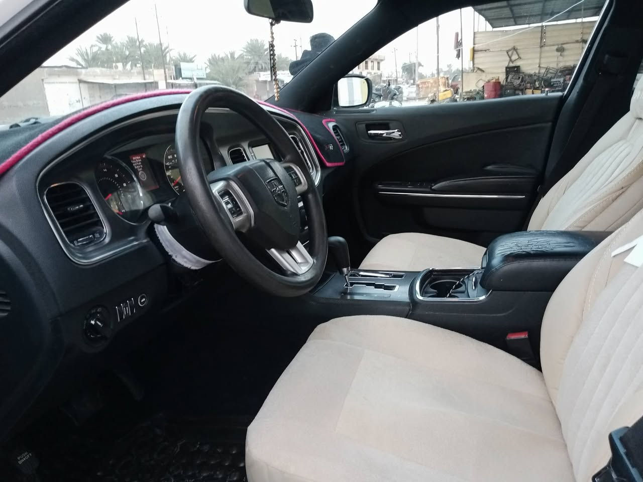 السلام عليكم سياره جارجر موديل 2013 رقم اربيل دولي تريد تحويل تريد وكاله السياره جاهزه تخم تاير حداديه جديده سياره جاهزه مكينه 6 عنوان واسط نعمانيه سعر 149 وبيها مجال بيها ثلاث قطع *********** ❤️***********
