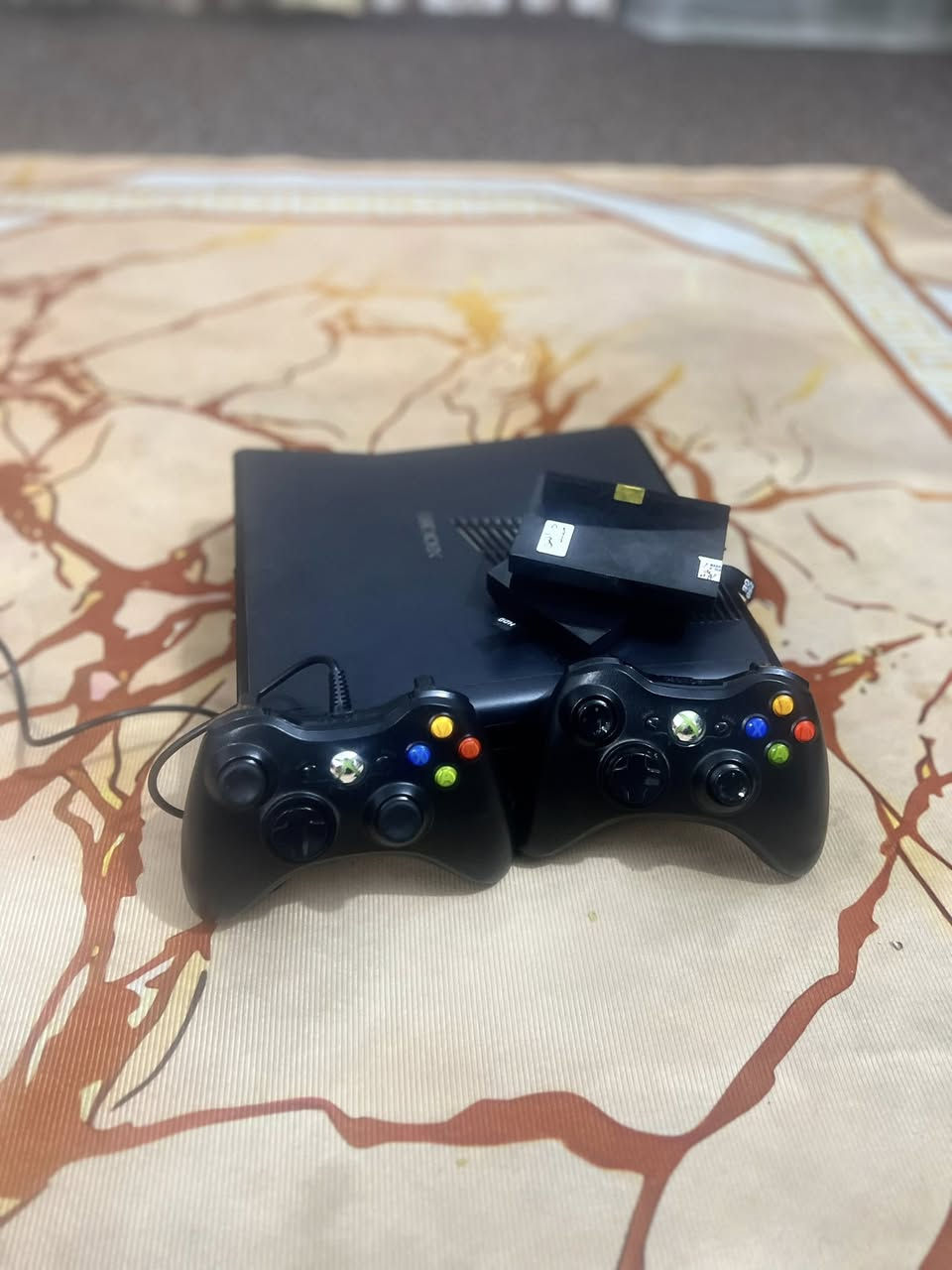 إكسبوكس 360 للبيع ويا هاردين 350 لعبه
بيس 2023 وجراند من ضمن اللعب 
ب120 وبي مجال
واتساب ***********
صلاح الدين بلد الضلوعيه
