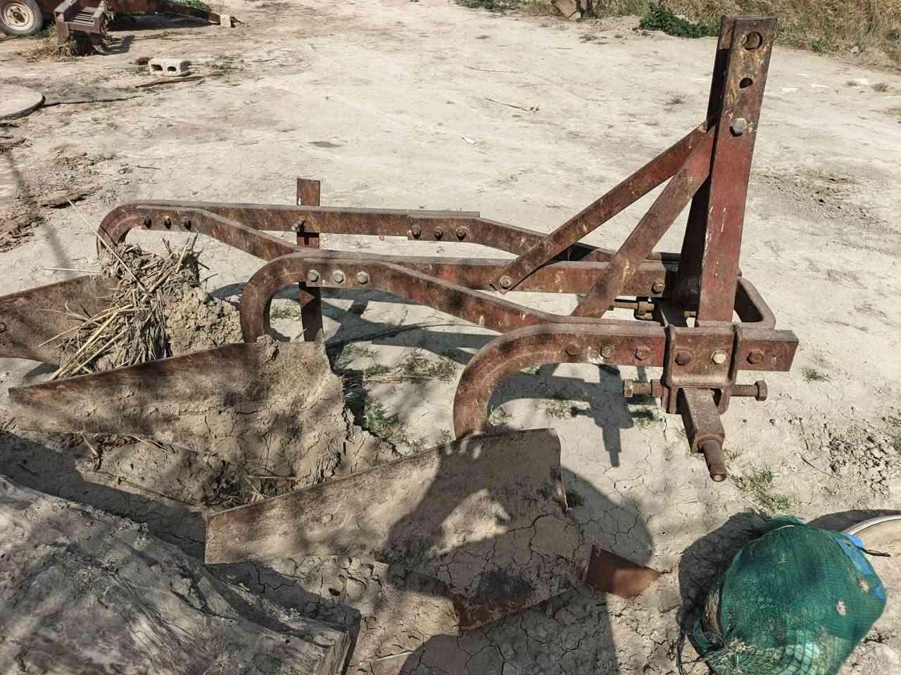 عنتر 71جاهز باور سلف وباتري جديد تايرات الورى جدد مكان بغداد المشاهده وراها فدان وعربانه السعر 3700 وبيها مجال


**إذا كنت صاحب هذا الإعلان وتريد حذفه لأي سبب، رجاءا أرسل رسالة إلى الدعم الفني**