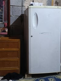 ثلاجه طول ١٢٠ ثلج قفل75وتساب ‏‪07848681549‬‏