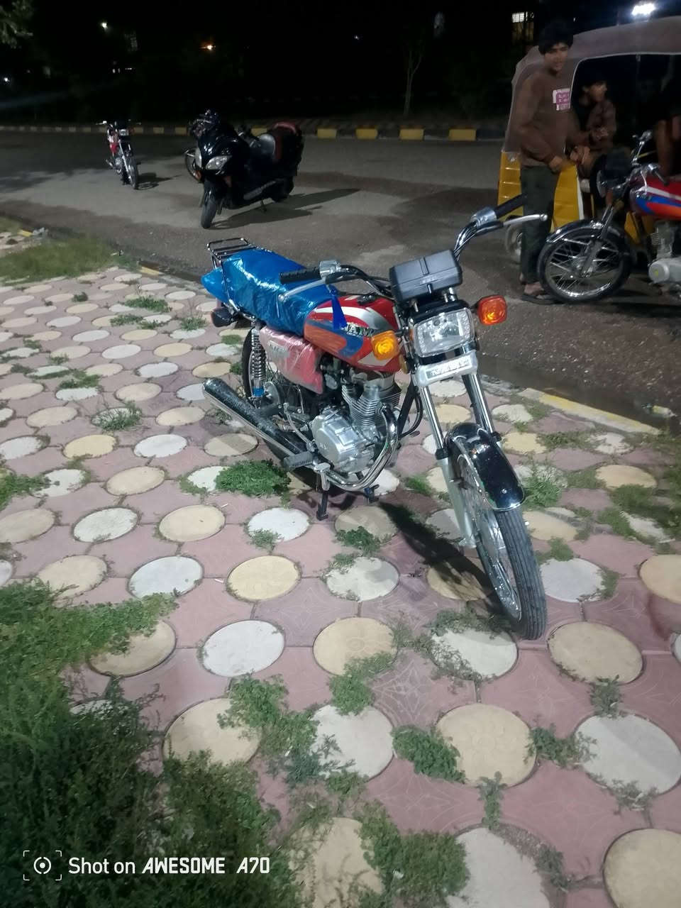 سلام عليكم للبيع 
***********
