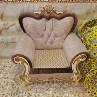 من رخصت الادمن تخمين نضيفات جدا ١٠ مقاعد للبيع سعر التخم الواحد ٣٥٠ لل...