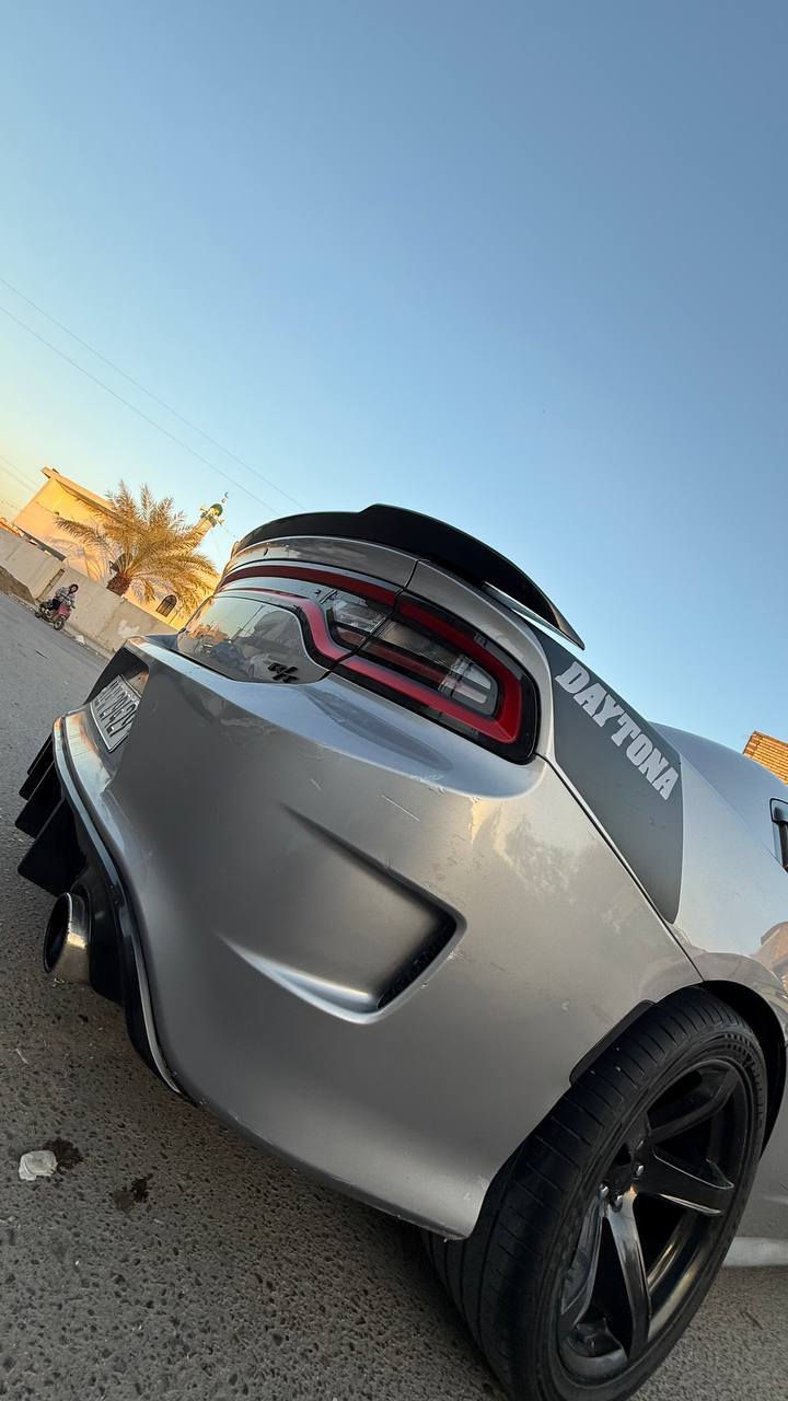 🤍❤السلام عليكم للبيع جارجر RT2016 دايتونا ✈5700🚀 صاروخ مكينه وكير مكفولات ✅
✅السيارة مكفوله كفاله عامه من الصبغ فقط اماكن ✅بارد كلش صغار وممبينات السياره عليها ادامه ✅كامله لمنضومه الاحتراق وصدر امامي خلفي جديد ✅اصلي وكاله قبل اسبوع شديتلها  تايرات 315 جدد ✅تو سايز شديتهن قبل اسبوع ودسكات كله جديد ✅قبل اسبوع اصلي وكاله ولايتات زنون جديد ✅اصلي ادامه مسويلها من كل النواحي ربع ✅ماتصرف عليها تشغل وتطلع التركيا
✅ رقم بغداد تحويل شوكت متريد سنويه لل29
✅غرفه RT جديده احمر واسود كشنات حض بنيد ✅ألياف مبدل SRT السياره حادثها فقط البنيد وصور ✅الحادث مرفقه سطحي وكلش خفيف ف مبدل ✅الياف ويل نجمه خسفه قويه تو سايز وبيها ✅اكزوز جان رعب بس لغيته من وره المرور ✅موجود الاكزوز عندي 
✅كرسي كهرباء
✅كراسي سپورت حضن
✅شاشة كبيرة
✅مستشعر صف المركبة
✅نظام مساعدة بدءالتشغيل على المرتفعات
✅نظام التحكم بالاداء
✅نظام قياس قوةالمحرك
✅نظام التحكم بالانطلاق
✅نظام اعدادنمط القيادة
✅نظام اعداد النمط الرياضي
✅نظام اعداد النمط الافتراضي
✅مراة زئبقية
✅كامرة خلفية اصلية
✅شاشة عرض الاعطال
✅تشغيل عن بعد
✅كروس سرعة                     
✅شفتات كير بالاستيرن تحكمات جهتين دركه RT
✅دبل كيرعادي+أوتوماتيك
✅ناقل حركة ٨ نمر
✅نضامSUPER TRACk PAK
✅نظام سپورتSPORT 
✅نظام مانع انزلاق ABS
✅حساس خلفي
✅مرأة الجانبية هيتر
✅لد نهاري
✅ماشيةmi108✈ km140
💰السعر 187 وبيها مجال
🏡العنوان حي الاعلام☎️ للاتصال *********** ✅وموجود واتساب 📞 ولي يشوف السياره غاليه ✅يعبرها او يترك كلمه حلوه مثله وانشالله ياخذ اغاتها ✅وكلشي موجود  السوك السياره مصروف عليها كلش هوايه واسف على الاطاله 🤍
