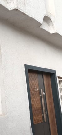 البيت للبيع حي الأعلام الكرخ مساحة ٢٠٠ م واجهه ١٠ نزال ٢٠ ٣ غرف نوم ٣ ...