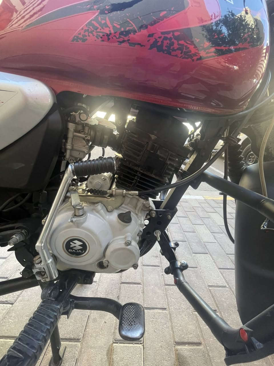 سلام عليكم بوكسر موديل ٢٣ دراجة شوفت عينكم كلشي بيه جديد محرك مكفول من التبخير ولتنقيص رقم بغداد تحويل ثاني يوم بس راعيه بعدني  ما محوله كبل تحول مكينه خرسه شوفت عينكم  رايده ٢٤٠٠ وبيه مجال قليل مكاني بسمايه ***********
ملاحظه ماشيه ٣٤ الف حقيقي تحياتي للجميع ♥️
