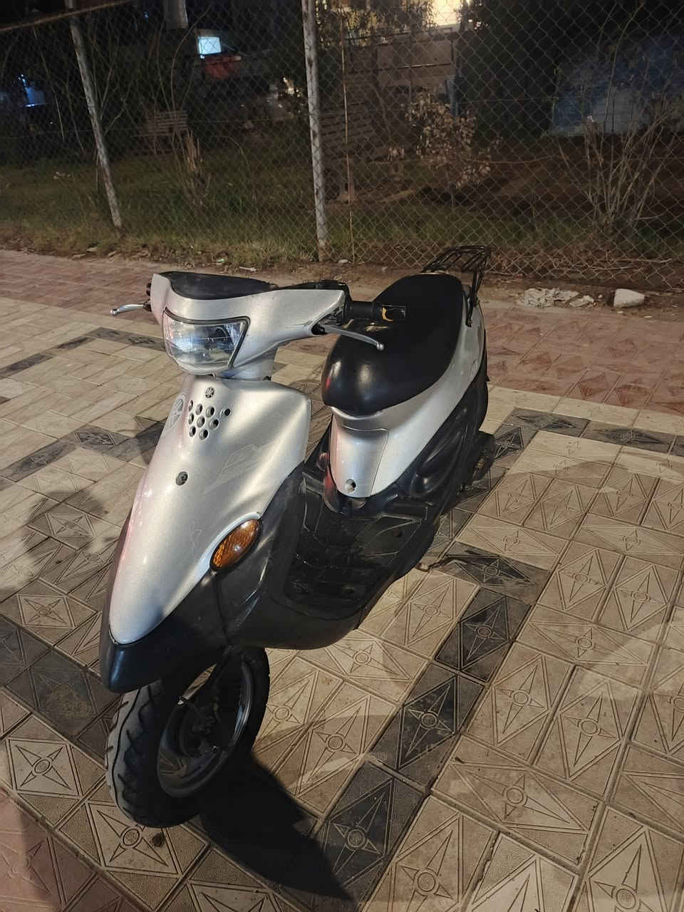 تسع زروف للبيع مكينه ماتنسمع شرط شغاله من الطول لطول (شلعه ومشي خير من الله ماتلزم
المكان ناصريه مركز الشراي يجي واتس‏‪0772 532 0721‬‏ ويدلل
