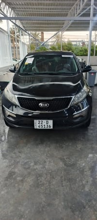 للبيع كيا سبورتج موديل ٢٠١٦  وارد امريكي حادث قطعتين بدون دواخل رقم ار...