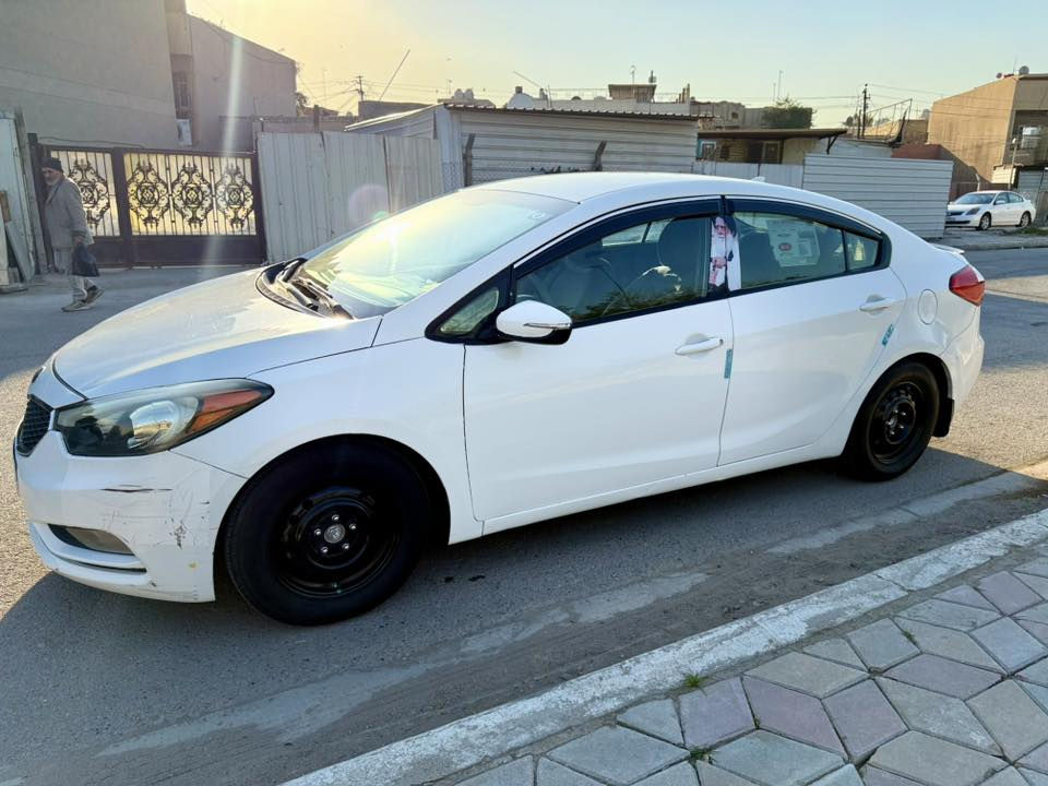 السلام عليكم
كيا فورتي موديل 16

رقم انكليزي بغداد 

هزه جديده سنويه2028

الاستفسار ***********
