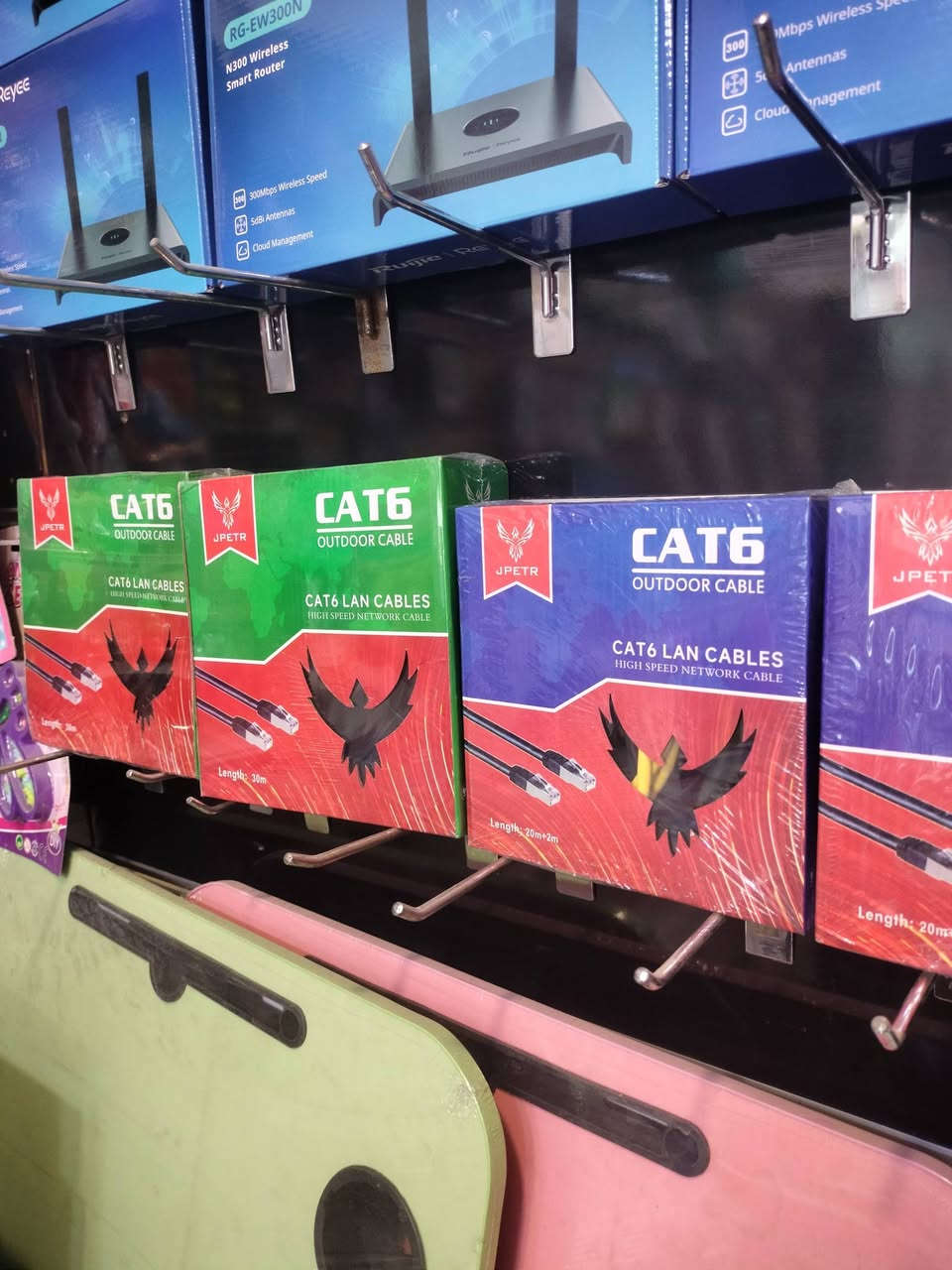 گەیشت ... بابەتی ئینتەرنێت و پیداویستێکانی 
بەشەرت و بەزەمان بەوەسڵ بۆیەکەمجار 
لە پێشانگای بەهەشت ،،، کەزەمانەکەیش پێك دێت لە ,زەمانی 3ساڵ بۆ ڕاوتەرەکان وە گەر تێك چوو یان کێشەی هەبوو ، بیهێنەرەوە بۆت دەگۆڕین بەدانەیەکی تازە وە زەمانی 3ساڵی تریش وەربگرە 

هەموو ئەمانە و زیاتریش لەگەڵ پێشانگای بەهەشت بەردەستە 
ناونیشان // کەرکوك // سەرووی بازاڕی پەنجاعلی 
ژ.م***********-***********
