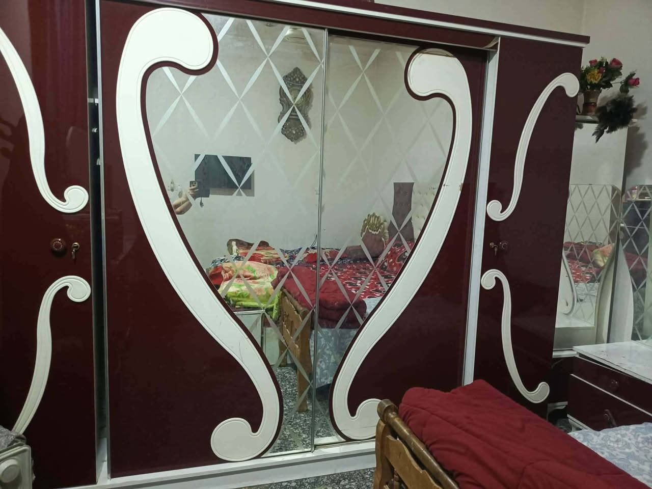 غرفه تركيه للبيع مابيهه اضرار ***********
