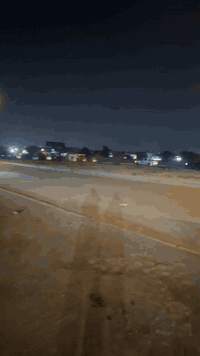 السلام عليكم قطعة ارض مساحة 111 واجه 7.20 والنزال 15.5 في منطقة الغزالية شارع البصرة قرب مجمع اطارات العالم السند 25 طابو زراعي باسمي
السعر 85 مليون مع مجال بسيط 
للاستفسار الاتصال بالرقم 
 بي واتساب ***********
