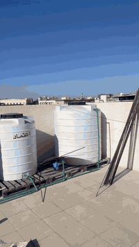 تريدهن ستثمار  تريدهن سكن  كلشي يرهم 
شقتين للبيع في البراضعية مقابل كلية الطب نوع العقار وقف سني مسجل سنة البناء ٢٠٢٥ نوع البناء طابوق 🧱  بالكامل المساحة ١١٠ متر
كهرباء دفن ‏نظام ايرث 
نضام كامرات 
انترنت  جاهزة من كلشي ￼
الشقة الارضية تحتوي على طارمة  و صالة ومطبخ وحمام وغرفتين الشقة الثانية تحتوي على صالة كبيرة و حمام و غرفتين ومطبخ  
الشقة الارضية مؤجرة  ب مليون و ربع و الشقة الثانية ساكن بيها 
وذا تريد مؤجر للثانيه موجود يعني بيهن وارد شهري مليونين و نص 
على الراغبين بالشراء الاتصال  على الرقم ***********
