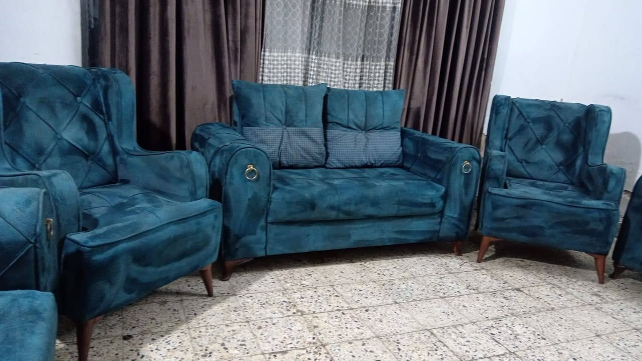 تخم 10 مقعد💺 أخو جديد اي ضرر مابي تسكام ثكيل سعر ,,250,,بي مجال مكان لبياع *********** يوجد واتساب
