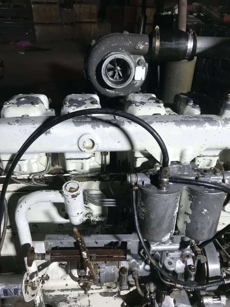 سلام عليكم لبيع محرك اقجم 55سوبربشرط  تشغيل سعر 30.ورقه عنوان اربيل ستفسار تصال *********** ***********
