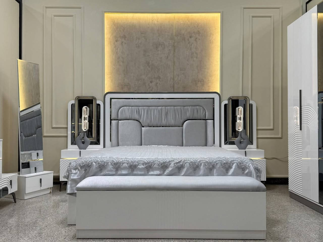 شركه اثاث الايطالي الغرف النوم 
#اكسبلور.  تصميم فريد تجمع بين الأناقة 

والراحةوالهدوء …
أستعد للحظات لا تنسى مع غرفة نوم

ضمان 5 سنوات 

شركه اثاث الايطالي الغرف النوم 
الفرع اول بغداد دجله 
الفرع الثاني البصره حمدان مخازن جمله ومفرد

خدمات النقل والتركيب  داخل بغداد والبصره مجانا 

يوجد توصيل الى جميع المحافظات 

رقم خدمه الزبائن : *********** #بغداد_بصرة_موصل_كربلاء_اربيل_نجف_الكوت_السماوة_تكريت_ديالى_حلة_نجف_الانبار_ديوانية #بصره_بغداد_اربيل_جاري_الفولو_مي_اكسبلور #اكسبلور_فولو
