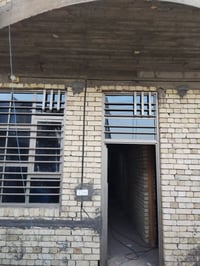 دار للبيع او مراوس القريه النفطيه زراعي ١١٧ يتكون من بيتين كل ١٠٠ بيت....