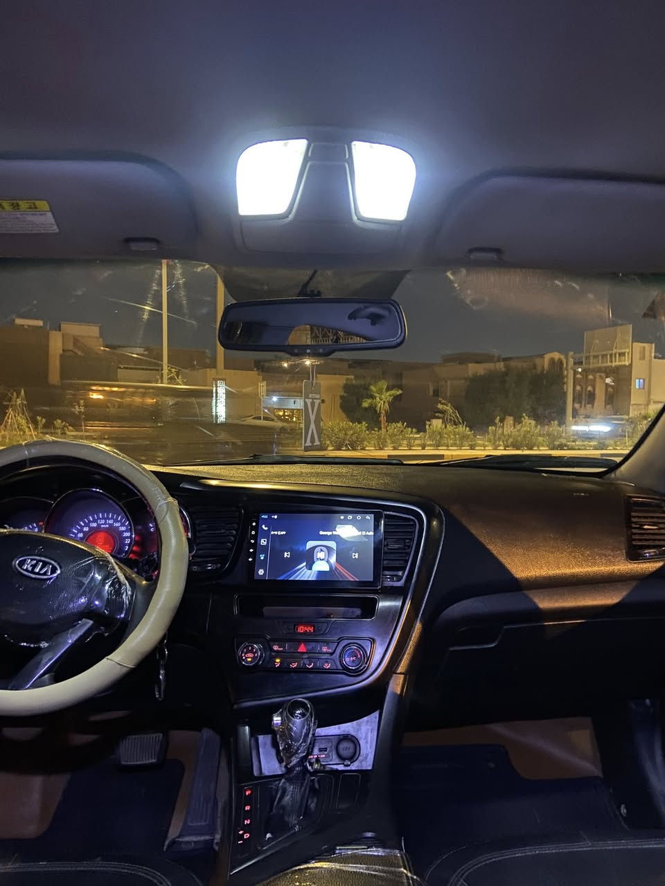 السلام عليكم k5 للبيع أومراوس موديل 2013 وارد كوري تخم تاير جديد تبريد ثلج حداده 100/100 سياره جاهزه مكفول من ضربه وتبديل فقط صبغ وارد كوري ماينكفل من صبغ رقم بصره مشروع وطني باسمي تحويل ثاني يوم عنوان بصره سعر 118 للاستفسار ***********
